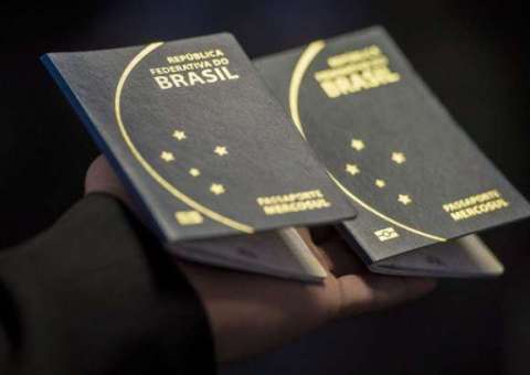 Polícia Federal volta a emitir passaportes após repasse de verba