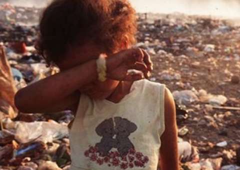 Governo suspende fiscalização contra trabalho escravo e o infantil