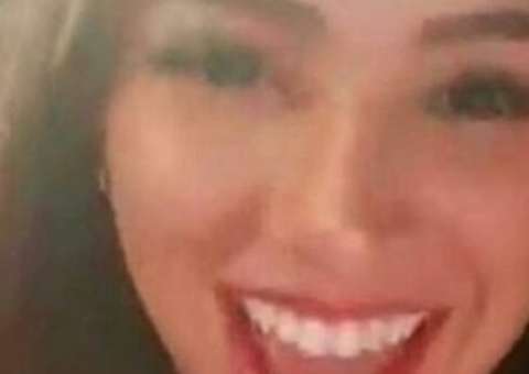 Em baile funk, Bruna Marquezine rebola e faz quadradinho em cima do palco