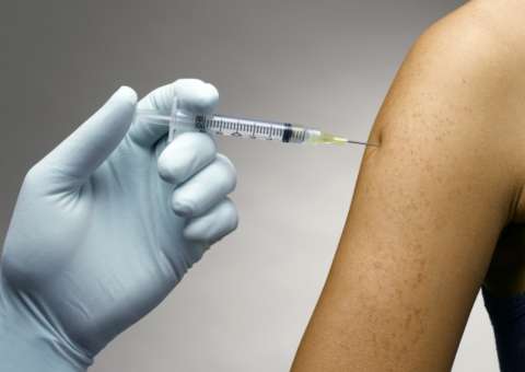 Tratamento com uma injeção mensal pode conter vírus HIV 