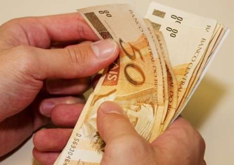 No Amazonas, Governo anuncia mudança na data de pagamento de servidores públicos