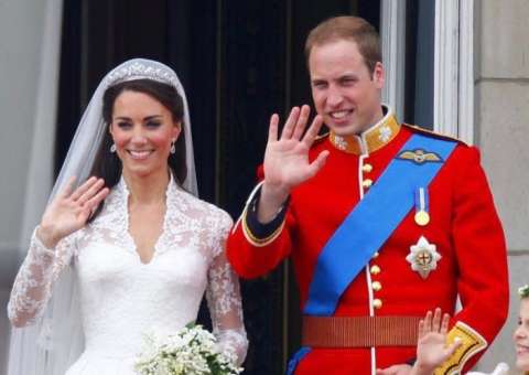 Príncipe William diz que sentiu presença de Diana no dia do casamento
