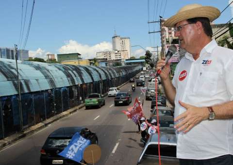 José Ricardo detalha 'Pacto Emergencial pela Saúde' durante minicomícios