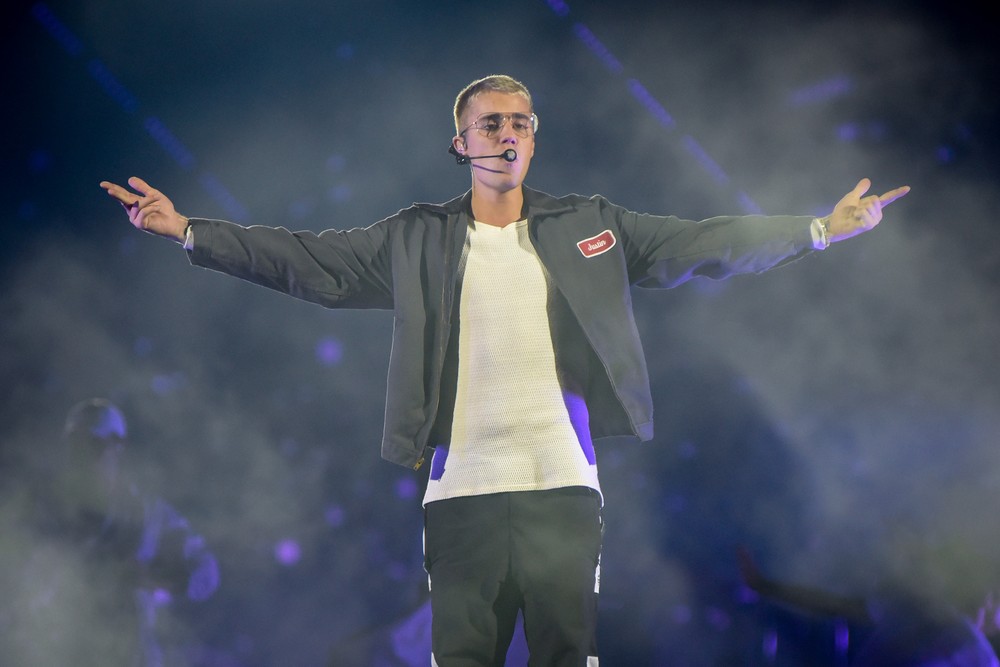 Justin Bieber cancela restante de sua turnê mundial  