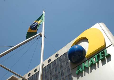 Projeto quer tornar prática abusiva a demora para cancelar serviço