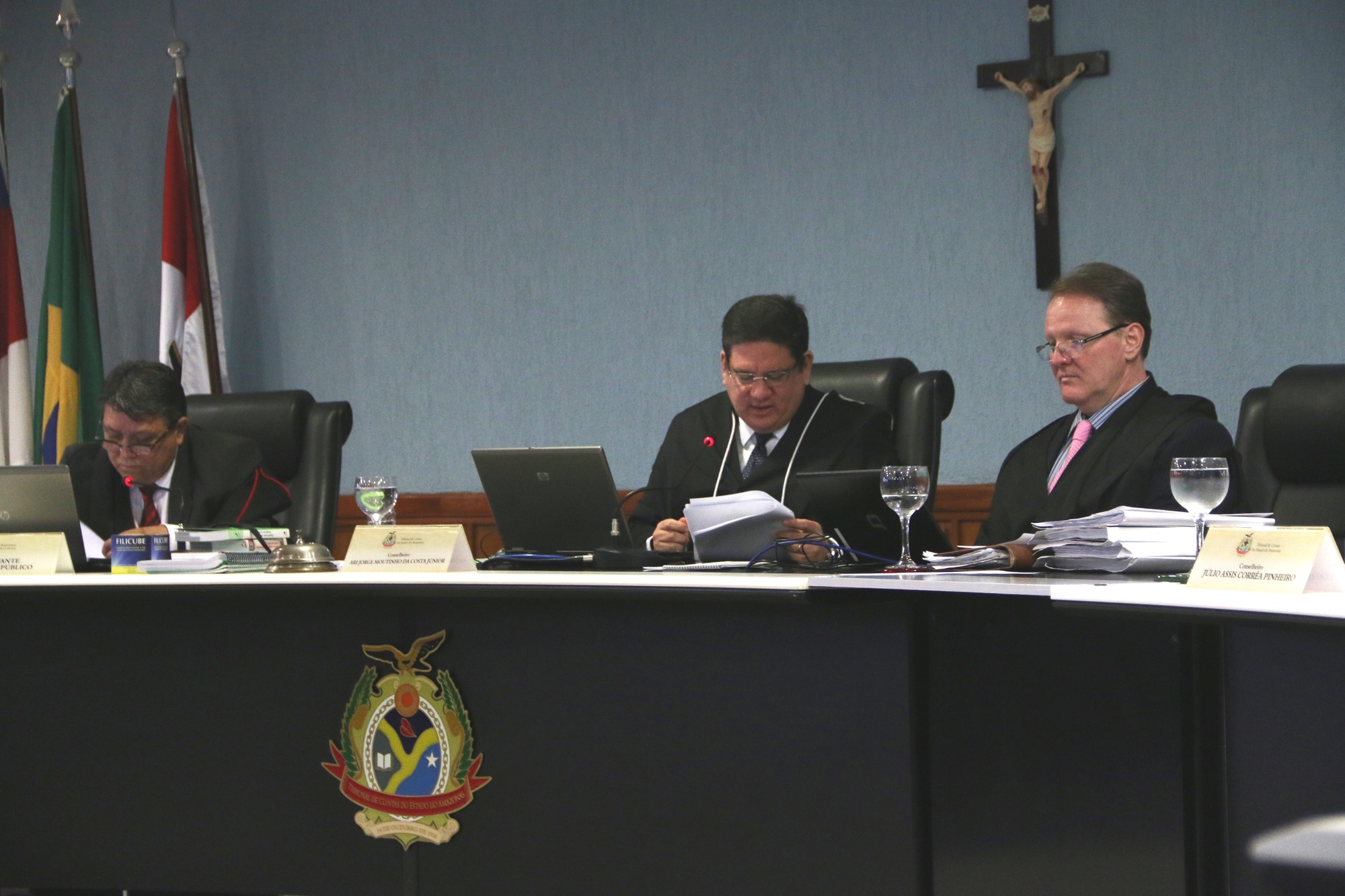 TCE-AM condena ex-prefeitos de Rio Preto da Eva a devolverem mais de R$12 milhões 