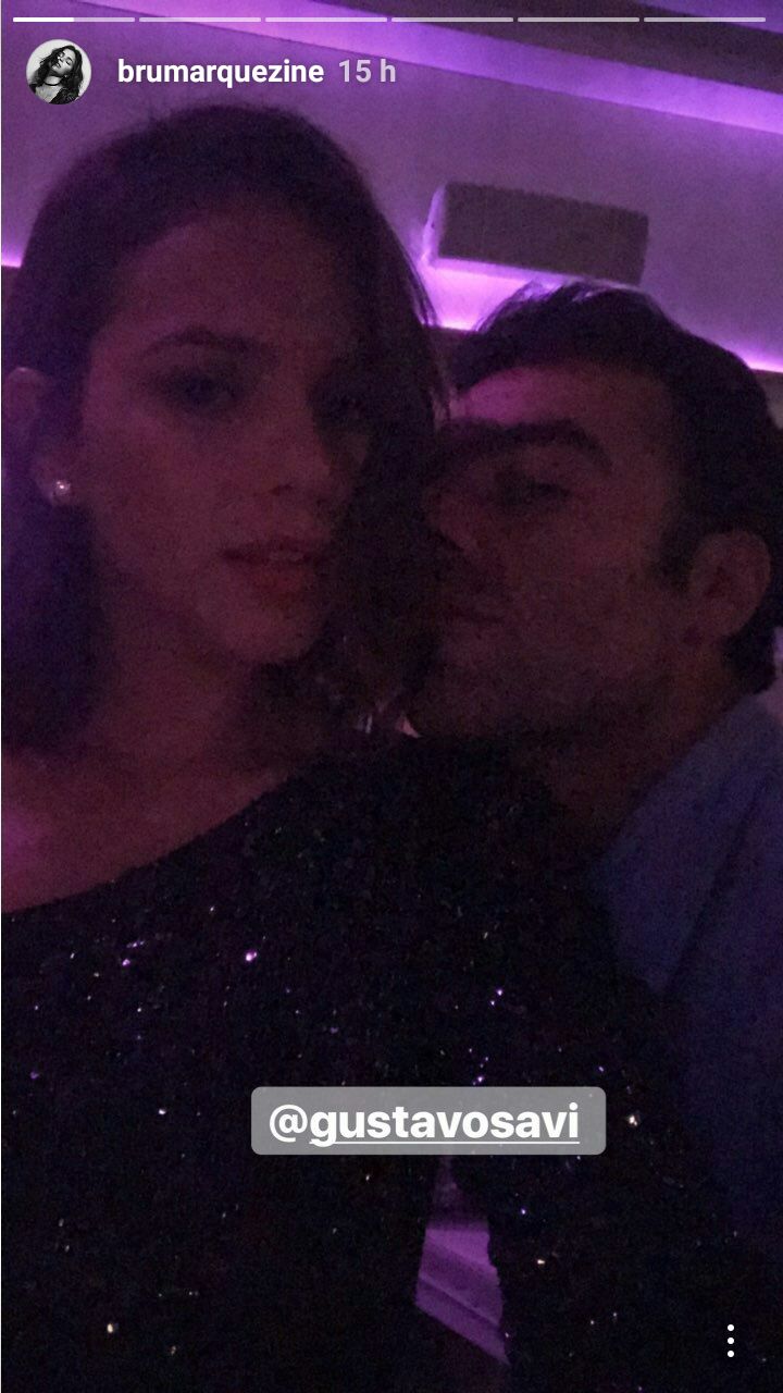 Bruna Marquezine sensualiza ao lado de Sabrina Sato em festa na Europa