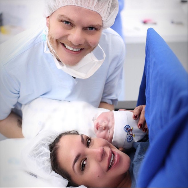 Nasce filho de Thais Fersoza e Michel Teló