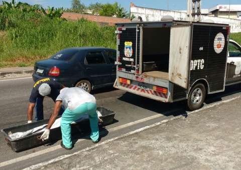 Corpo em decomposição é encontrado por populares na Avenida das Torres