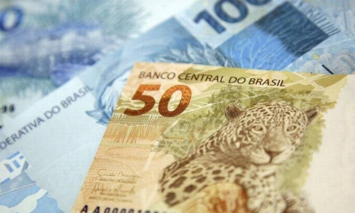 Com Selic a 9,25%, poupança fica mais atraente que fundos     