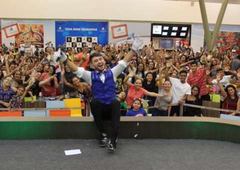 Show da Tal Qual agita quinta-feira em shopping de Manaus