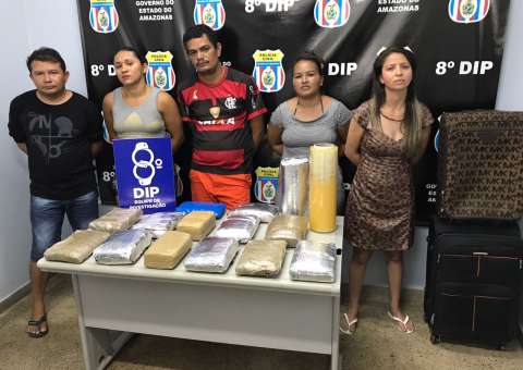 Grupo é preso acusado de vender drogas usando veículo blindado em Manaus