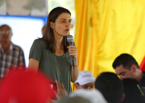 Rebecca Garcia desmente boatos sobre parceria com Braga 