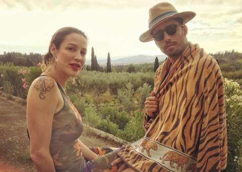  Pedro Scooby mostra Luana Piovani de topless durante viagem de lua-de-mel'