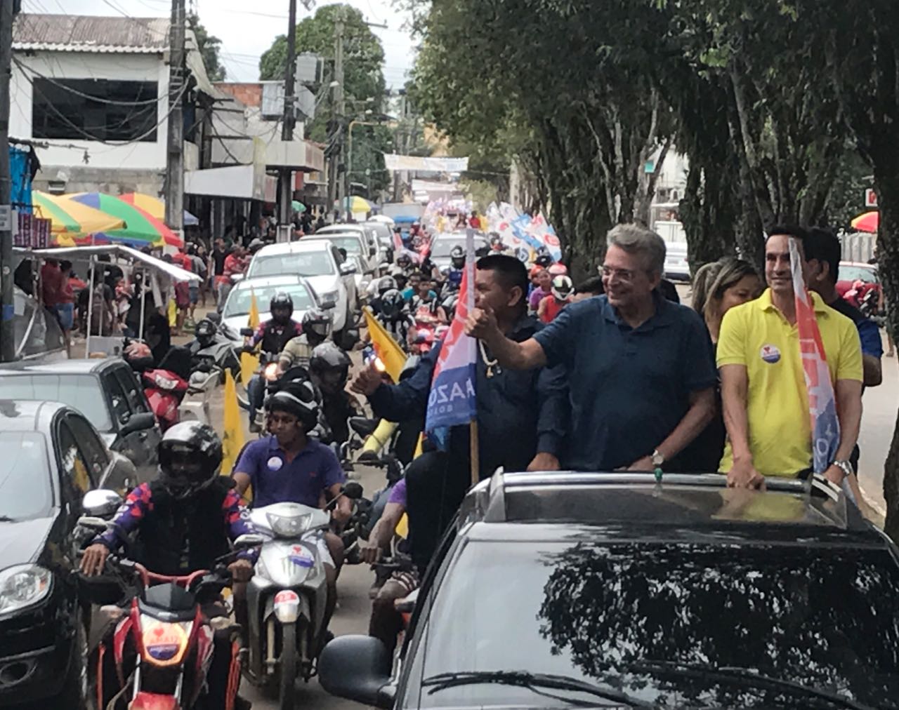 Prefeito e vereadores petistas apoiam campanha de Amazonino
