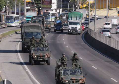 Ministro da Defesa não descarta a possibilidade de haver mortes em operações no Rio