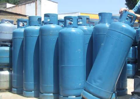 Gás para uso industrial tem reajuste médio de 8%