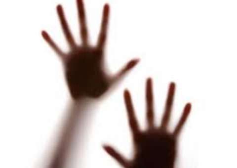 Jovem acusado de empurrar ex-namorada grávida contra ônibus em movimento é preso no Rio 