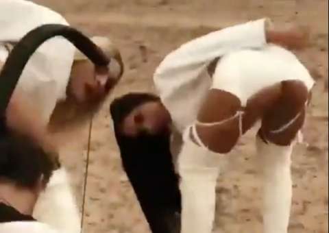 Anitta rebola muito em prévia de clipe de “Sua Cara”