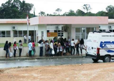 Seap diz que adotará novas medidas para prevenir violência contra visitantes em presídios do AM