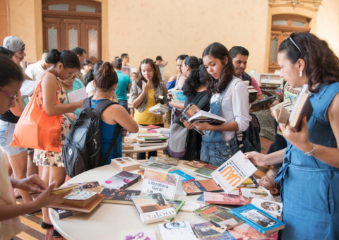 Feira de Troca de Livros e Gibis acontece neste domingo