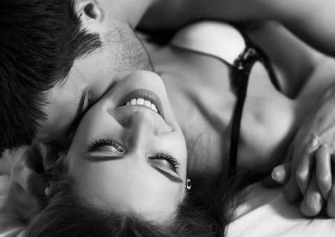 Posições sexuais de acordo com o que vocês vão fazer no date