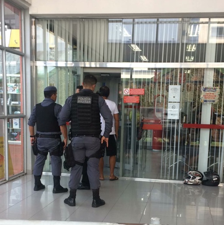 Disfarçado de vendedor de salgado, homem rouba R$ 400 mil de empresário em Manaus