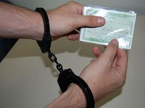 No Amazonas, começa a valer lei que proíbe prisão de eleitores e candidatos ao governo