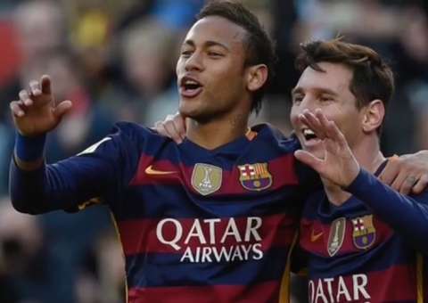Messi homenageia Neymar após saída do craque do Barcelona
