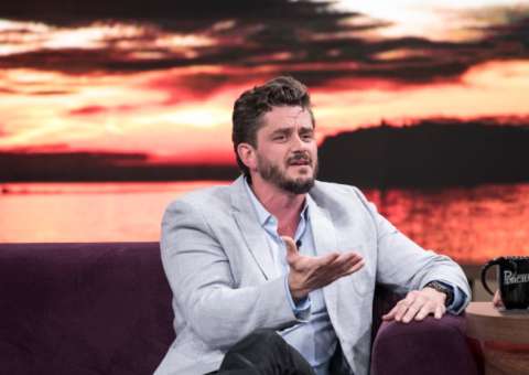 Ex-BBB Marcos detona Emilly e Globo por não mostrar o que aconteceu quando foi expulso