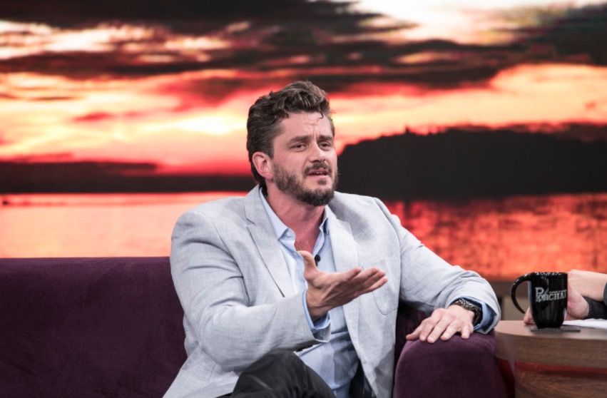 Ex-BBB Marcos detona Emilly e Globo por não mostrar o que aconteceu quando foi expulso