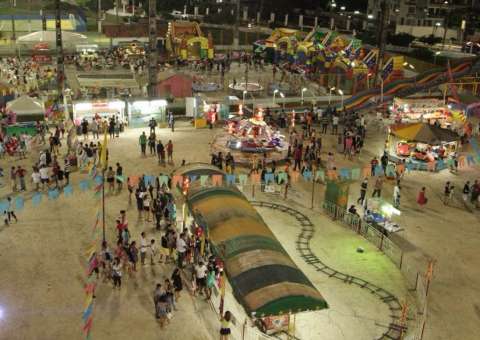 Arraial do Parque 10 tem programação suspensa nesta sexta e sábado