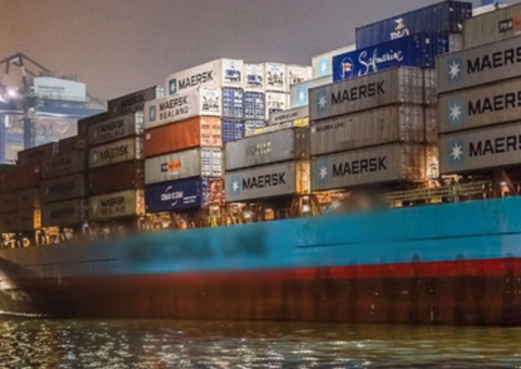 Homem tem 70% do corpo queimado após acidente com barco de Manaus em SP