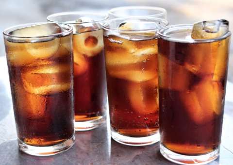 8 razões para banir o refrigerante da sua vida