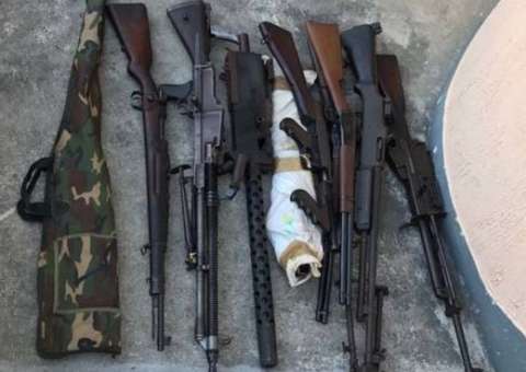 PF apreende 'grande quantidade de armas' com um dos alvos da Lava-Jato