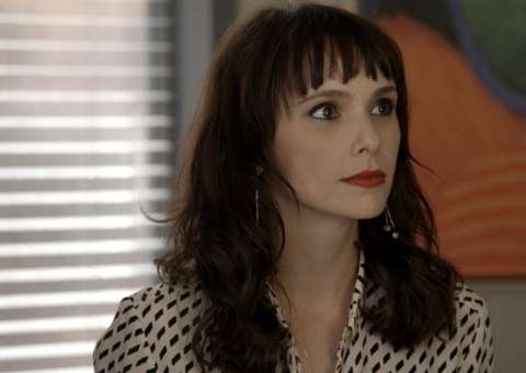 ‘A Força do Querer’: Passado de Irene virá à tona após ela ser reconhecida como assassina