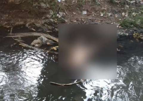 Mulher encontrada morta com bilhete da FDN em Manaus é reconhecida por familiares