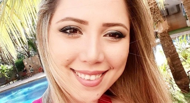 Grávida é baleada dentro do carro e morre após sofrer assalto