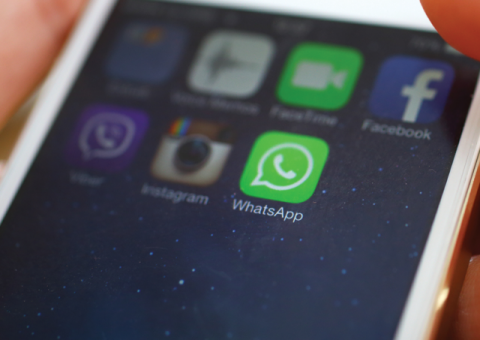 Descubra como ver mensagens do WhatsApp sem que a pessoa que enviou saiba