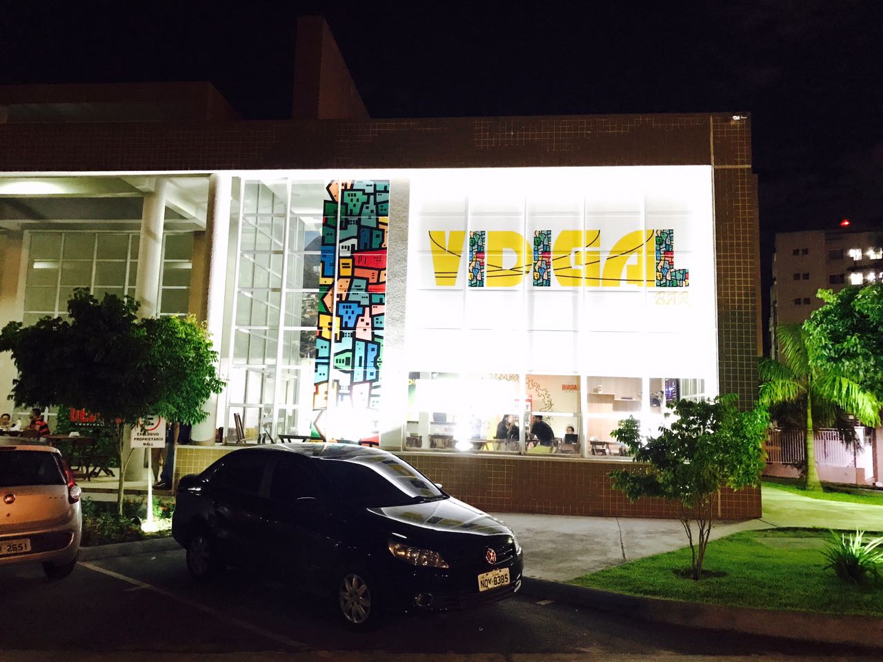 Vidigal bar comemora um mês de funcionamento com promoção