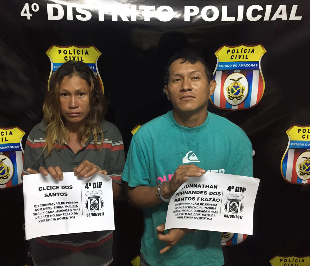 Mãe e filho são presos acusados de agredir idosa com deficiência em Manaus