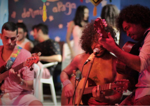 Festa 'La Cumbia' agita Vila Vagalume neste sábado