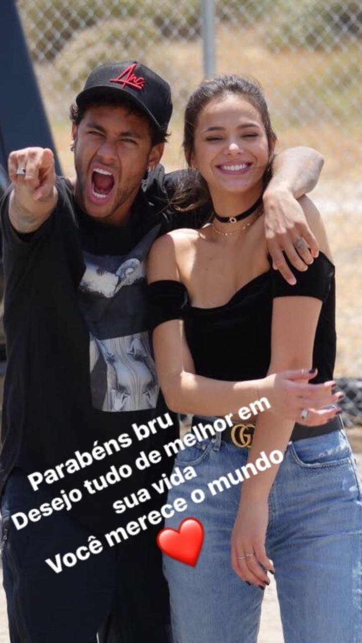   Neymar surpreende e manda mensagem para Bruna Marquezine