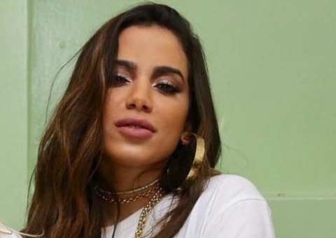 Anitta ‘esfrega’ sucesso na cara e manda indireta para Maluma