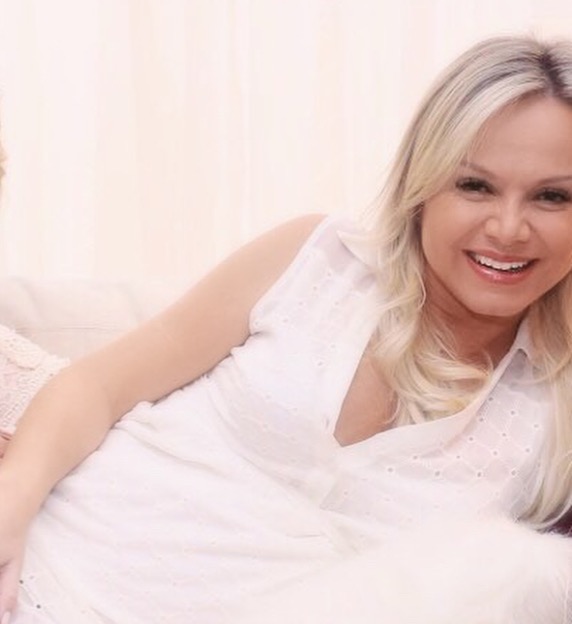 Eliana diz que gravidez não está mais em risco e filha vai sobreviver 