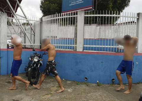 Cerca de 40 adolescentes fogem de Dagmar Feitosa em Manaus