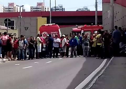 Assalto com refém fecha parte da avenida Darcy Vargas em Manaus