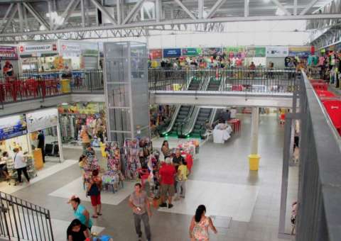 Galerias populares promovem programação especial em Manaus 