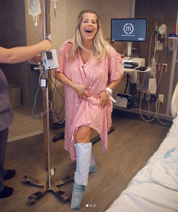  Filho de Karina Bacchi por 'produção independente' nasce nos EUA