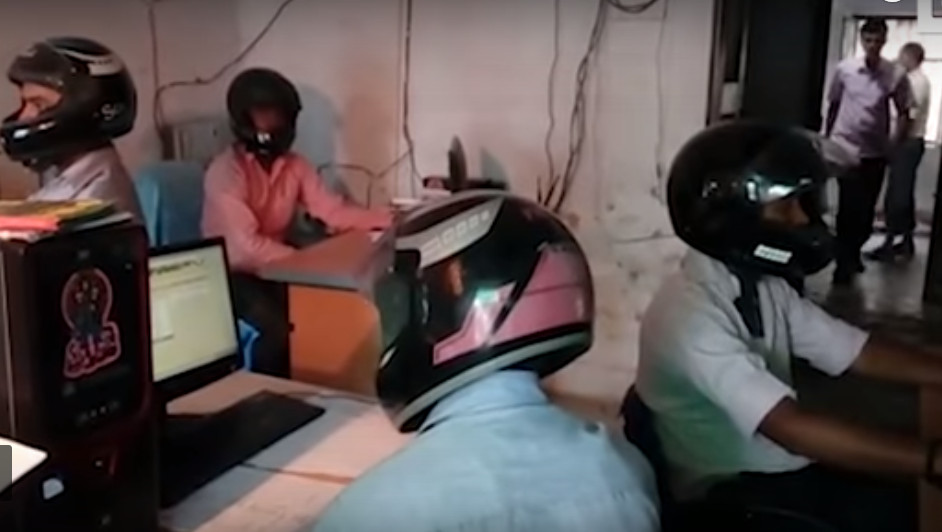 Por que esses funcionários são obrigados a trabalhar de capacete? Entenda